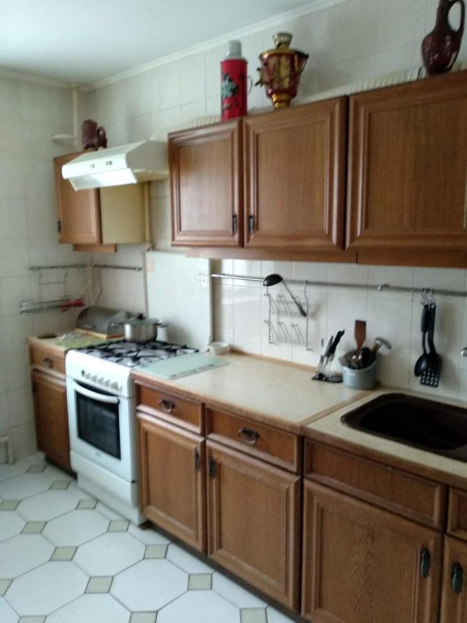4-X Apartments Center Wi-Fi С 3-Мя Спальнями 95М2 Cherníhiv Exterior foto